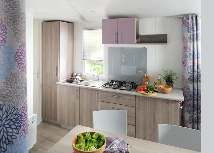 Happy Camp Mobile Homes In Duca Amedeo Village אתר קמפינג מרטינסיקורו