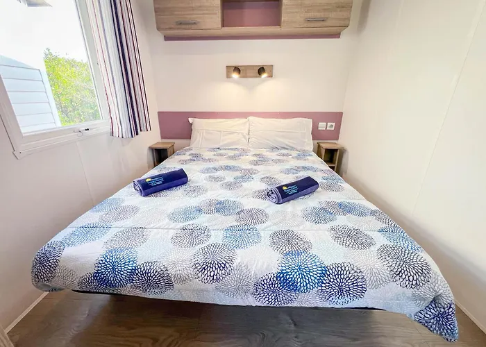 Happy Camp Mobile Homes In Duca Amedeo Village אתר קמפינג מרטינסיקורו